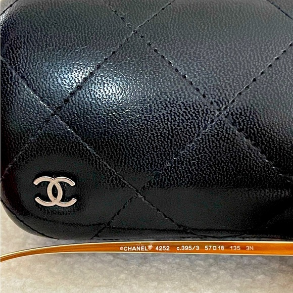 🔥EUC Authentic Chanel Sunglasses (Full inclusion) - Picture 5 of 5